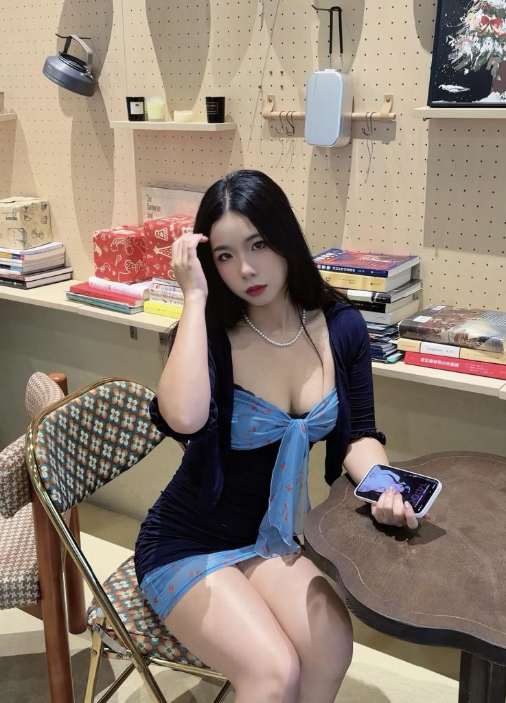665359966: Chica busca chico en Cáceres