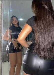 672828541: Chica busca chico en Madrid