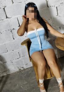 631049670: Chica busca chico en Navarra