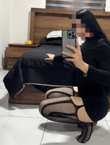 631049670: Chica busca chico en Navarra