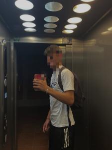 613324460: Chico busca chica en Málaga