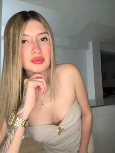600012423: Chica busca chico en Gerona