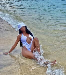 661357877: Chica busca chico en Valencia