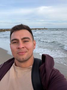 679034217: Chico busca chica en Málaga