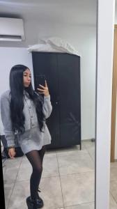 613755193: Chica busca chico en Sevilla