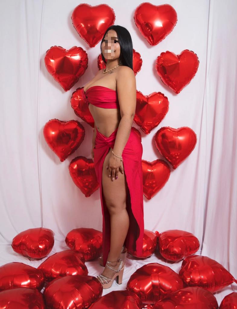 613688280: Chica busca chico en Tenerife