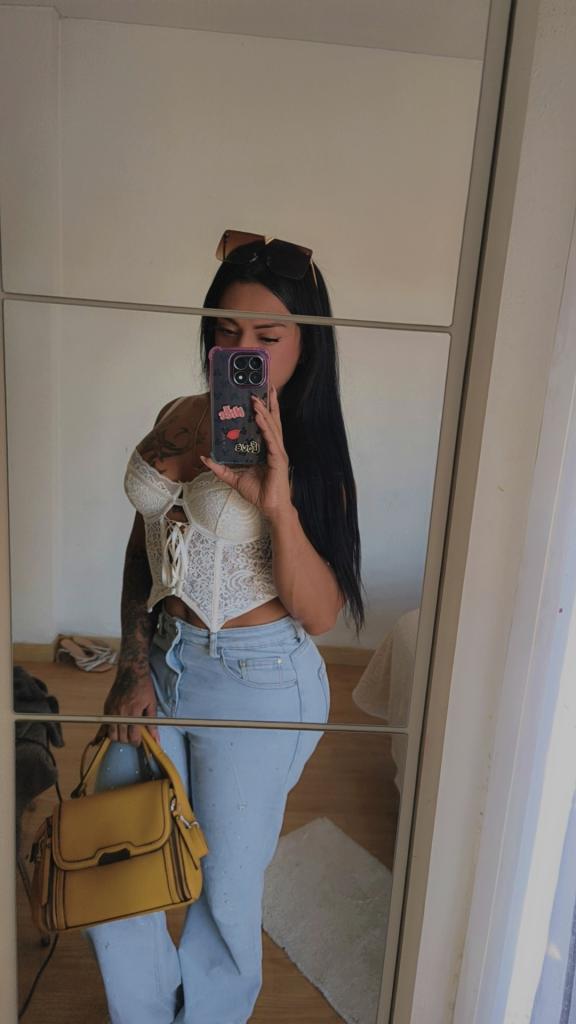 623543103: Travesti en Córdoba