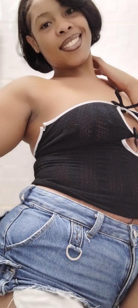Chica busca chico en Granada: 