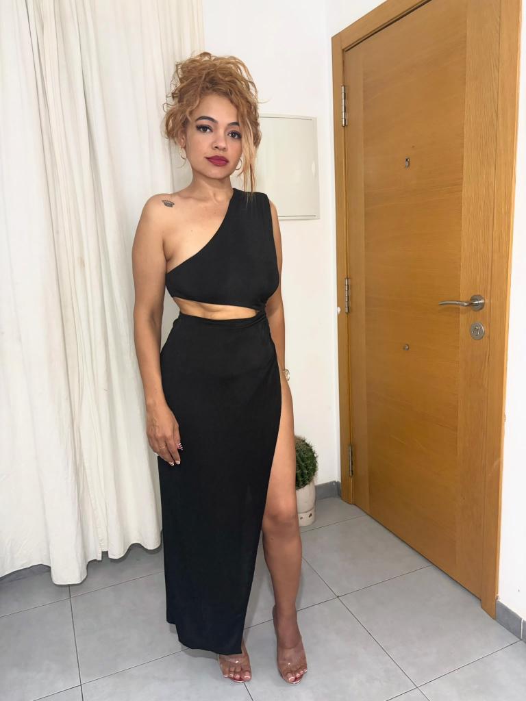 Chica busca chico en Cádiz: 