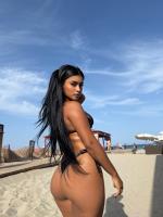 663031897: Chica busca chico en Ibiza