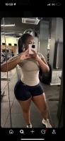 672359607: Chica busca chico en Sevilla