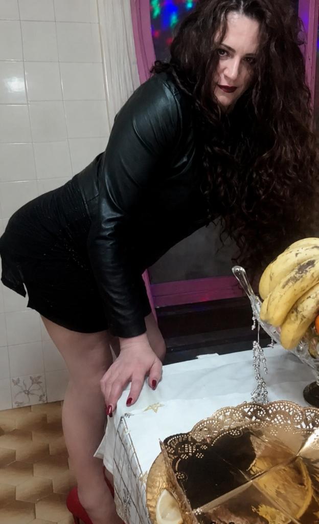 Chica busca chico en Huelva: 