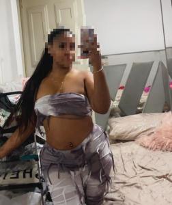 Chica busca chico en Barcelona: 