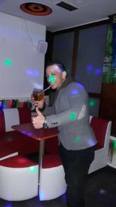 Chico busca chica en Zaragoza: 