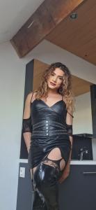 670657030: Transexual en Las Palmas