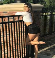 671491839: Chica busca chico en Barcelona