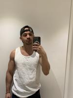 624576402: Chico busca chica en Barcelona