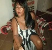 664371235: Chica busca chico en Valencia