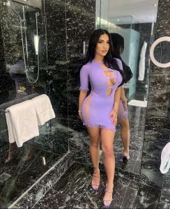 697204477: Chica busca chico en Madrid