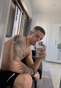 Chico busca chica en Barcelona: 