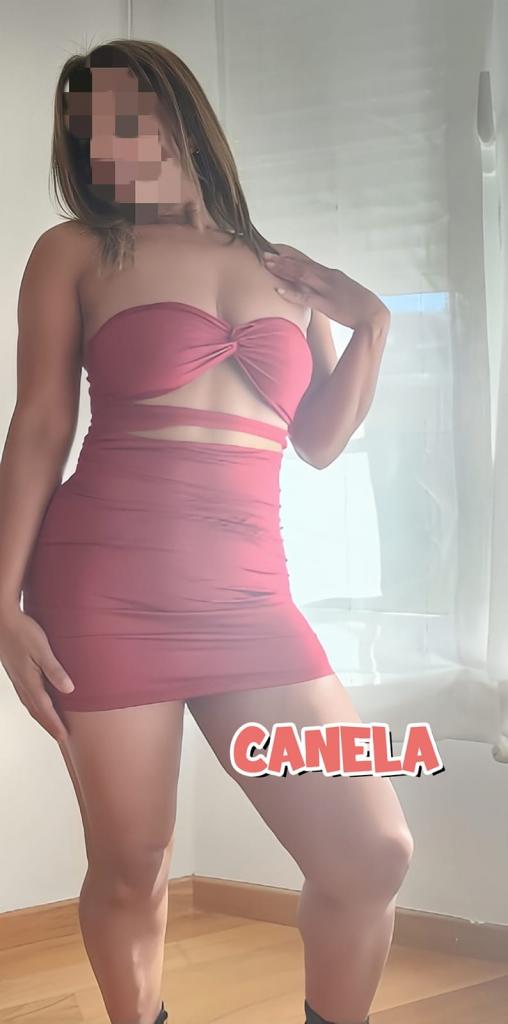 667607900: Chica busca chico en La Coruña