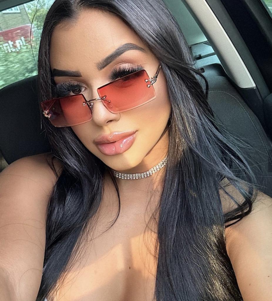 607315616: Chica busca chico en Granada