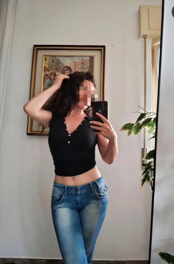 613354838: Chica busca chico en Sevilla