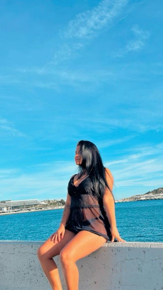 Chica busca chico en Tenerife: 