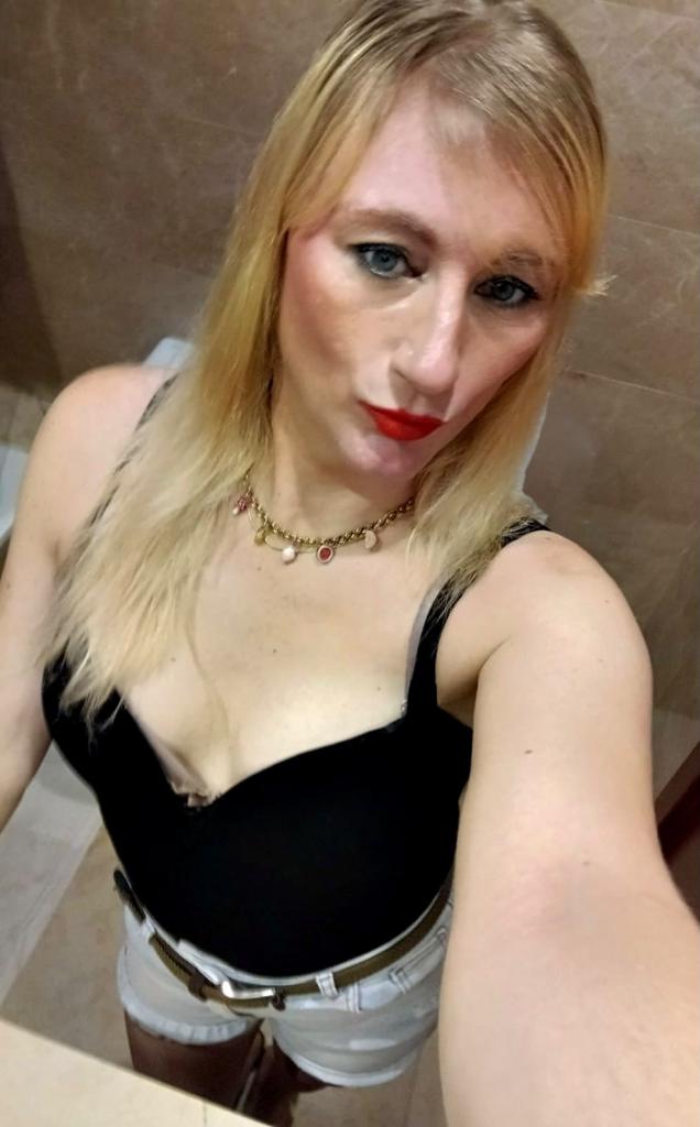 666913401: Travesti en Barcelona