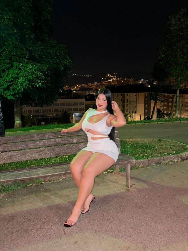 613213386: Chica busca chico en Pontevedra