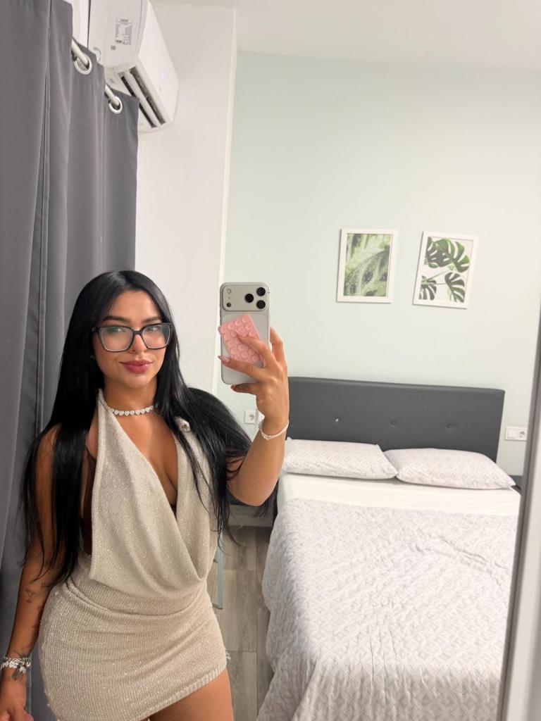 Chica busca chico en Tenerife: 