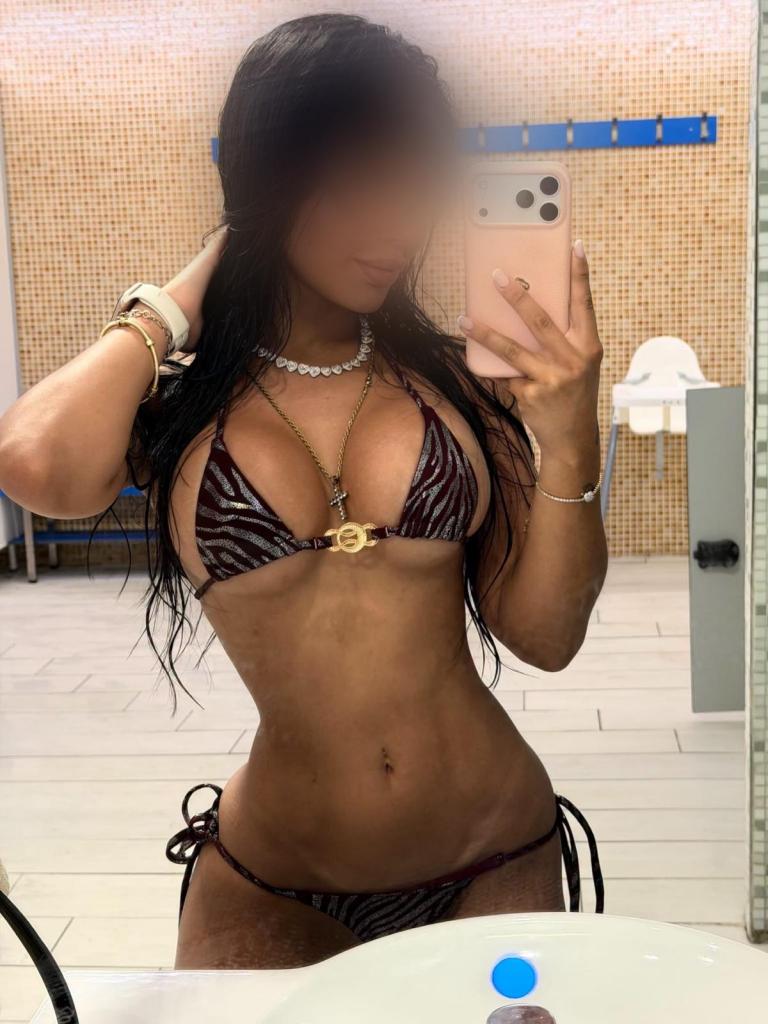 Chica busca chico en Orense: 