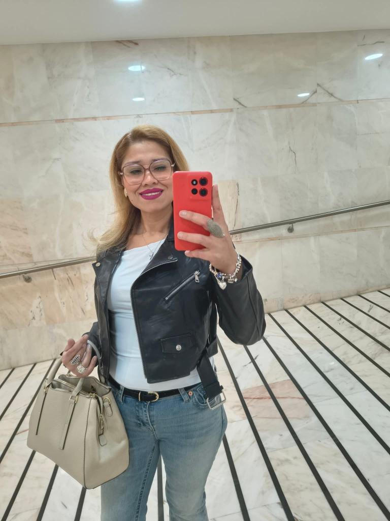 Chica busca chico en Madrid: 