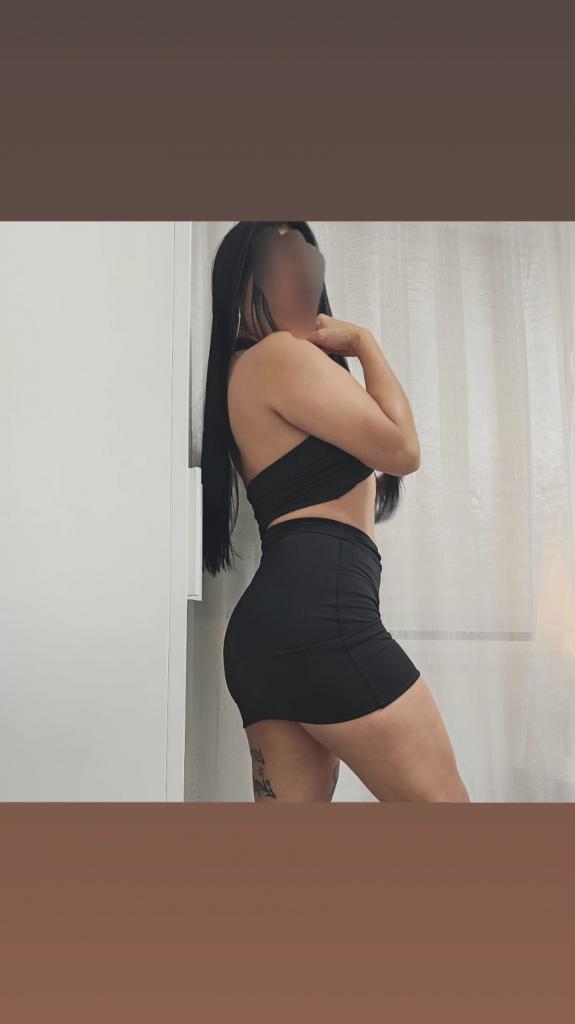 642140687: Chica busca chico en Málaga