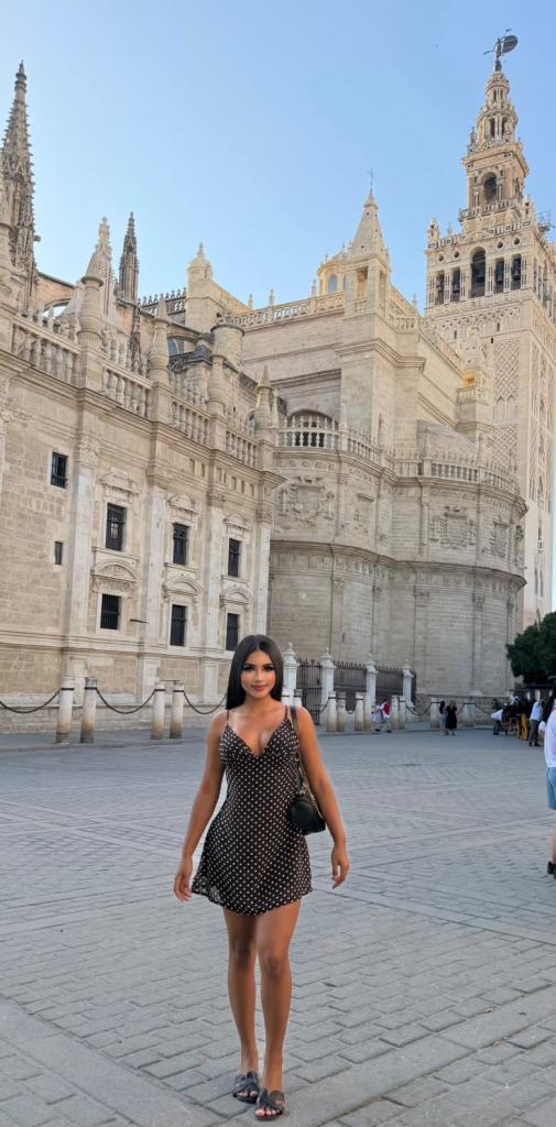 699330350: Chica busca chico en Málaga