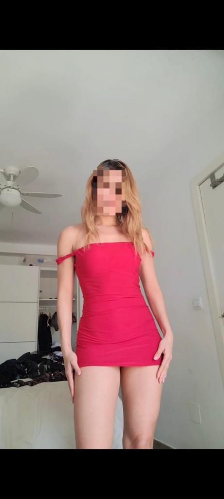 627838131: Chica busca chico en Málaga