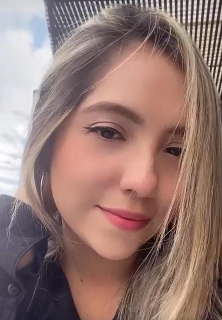 623239777: Chica busca chico en Tenerife