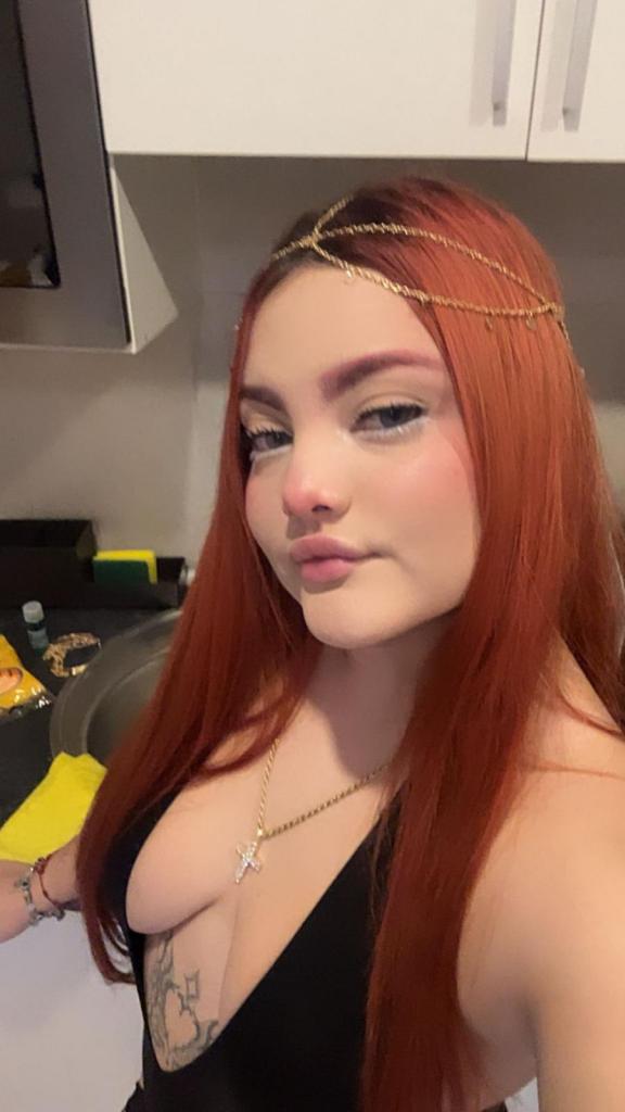 663480859: Chica busca chico en Málaga