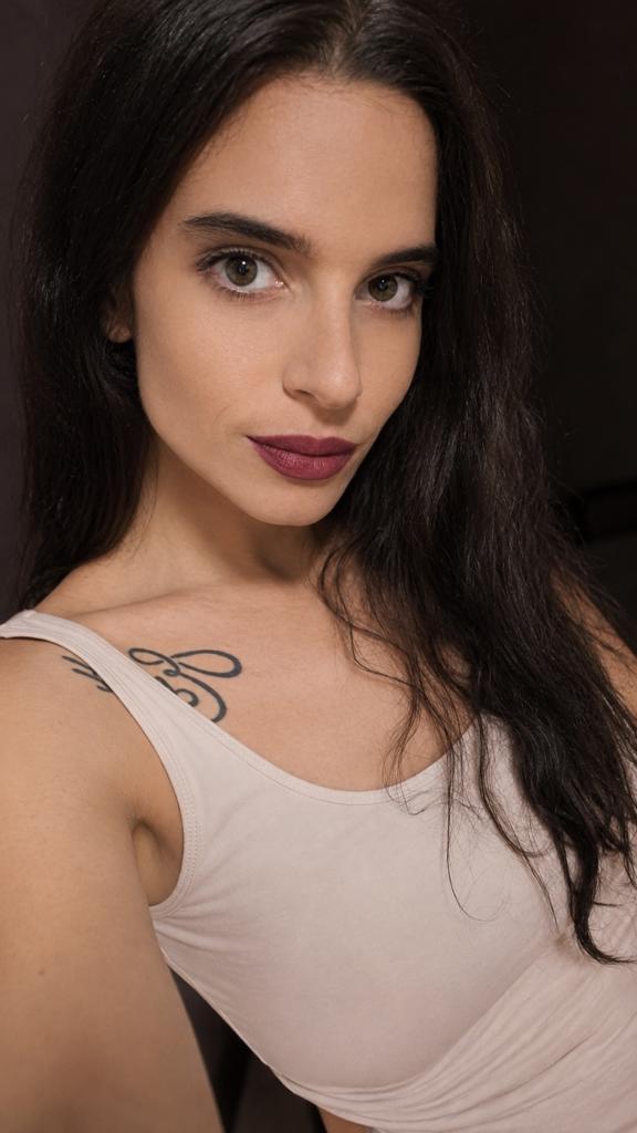 656718641: Chica busca chico en Asturias