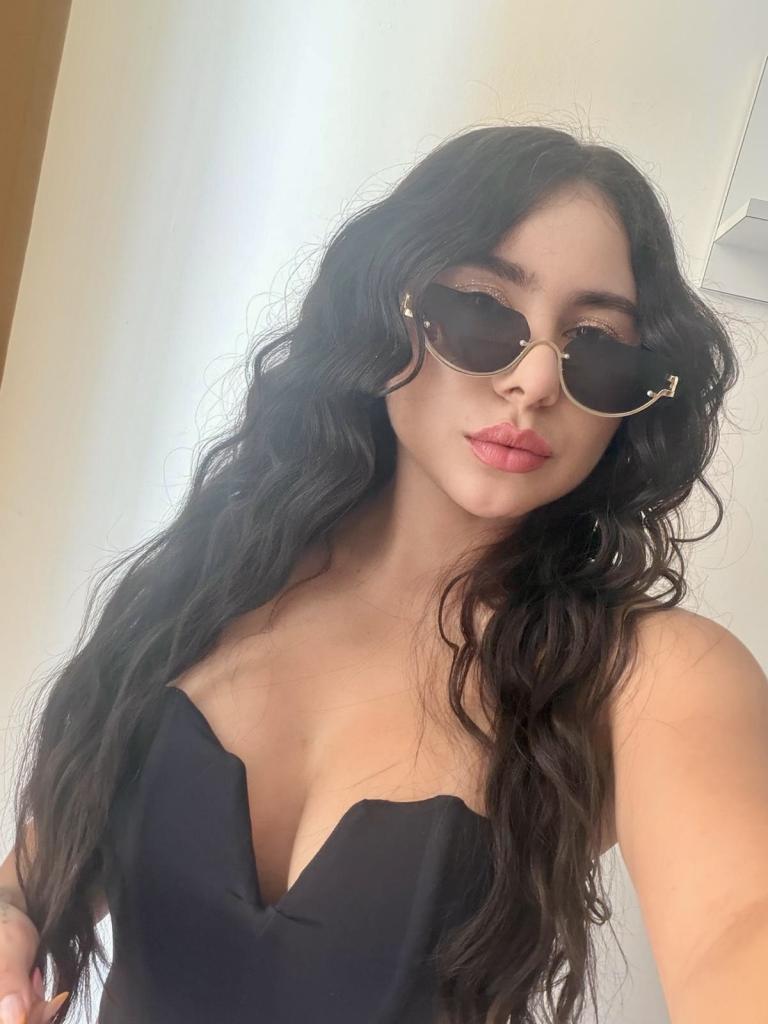 623314564: Chica busca chico en Barcelona