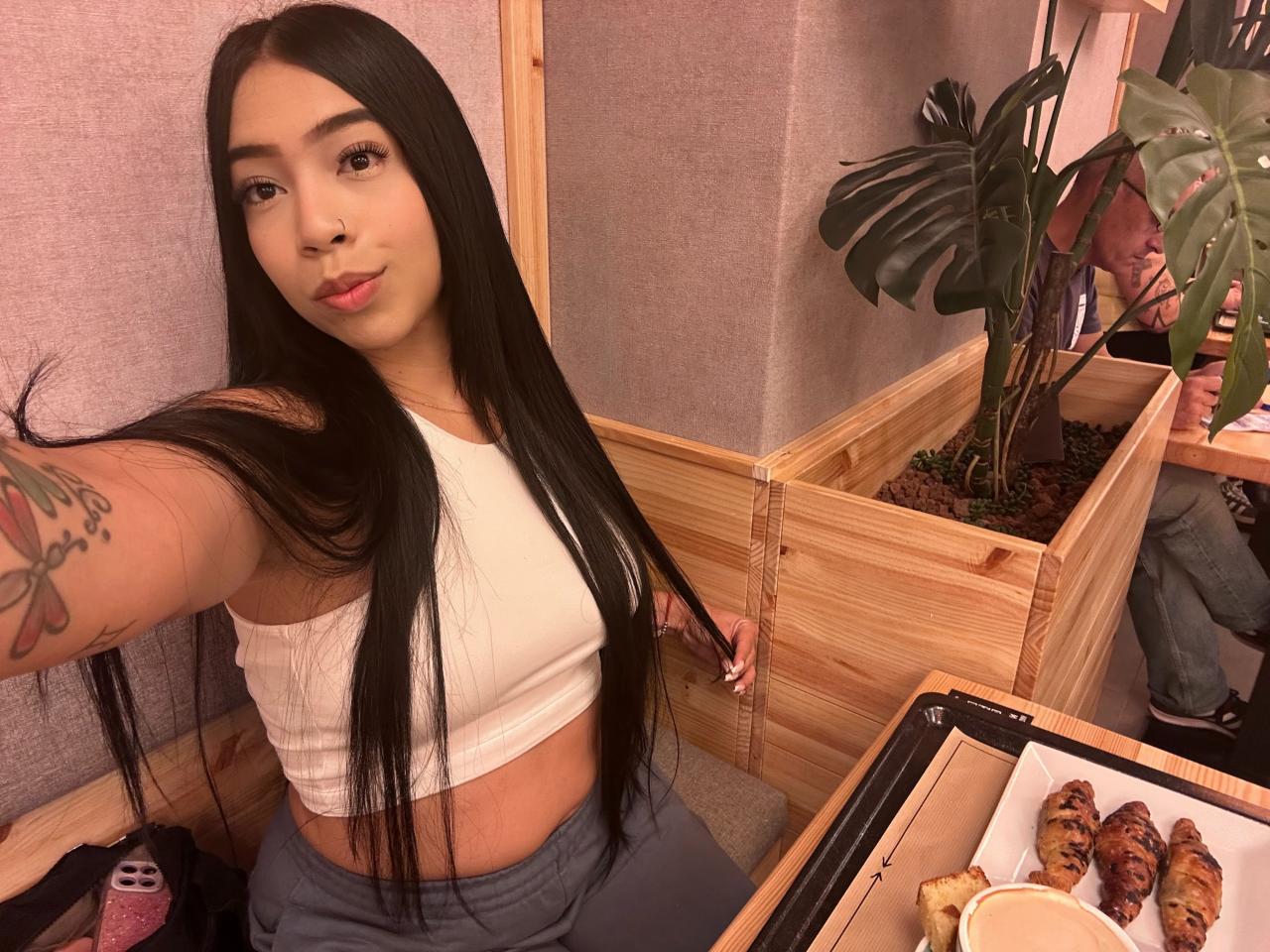 642439397: Chica busca chico en Lugo