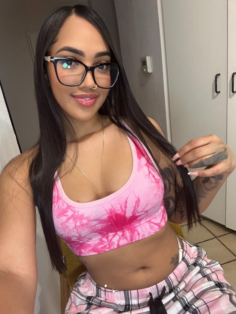 Chica busca chico en Tenerife: 