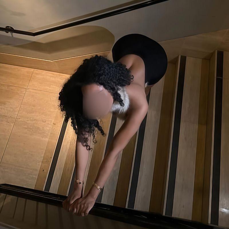 614961007: Chica busca chico en Tenerife