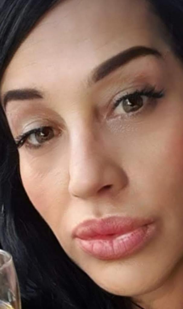614137601: Chica busca chico en Madrid