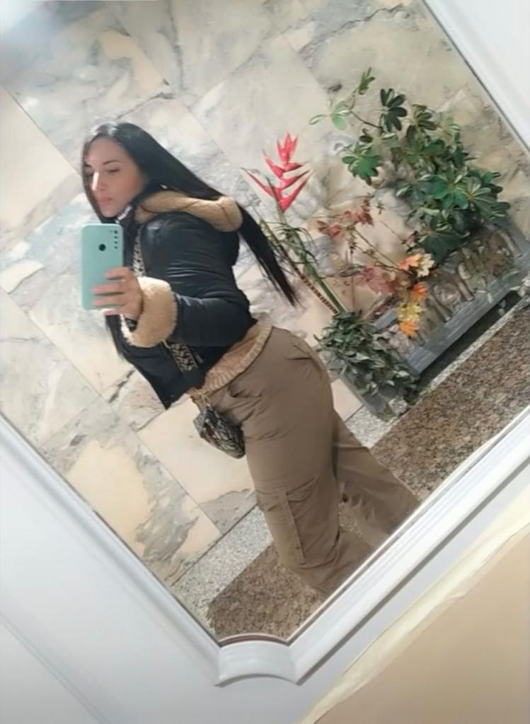 672567576: Chica busca chico en Álava