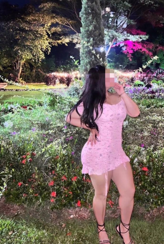 Chica busca chico en Huelva: 