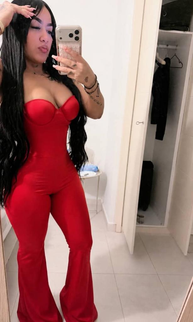 Chica busca chico en Barcelona: Chica busca chico