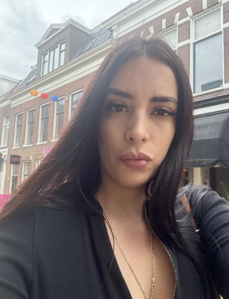 667997591: Chica busca chico en Tenerife