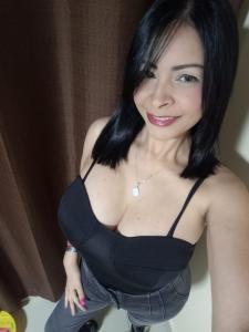 678449414: Chica busca chico en Madrid