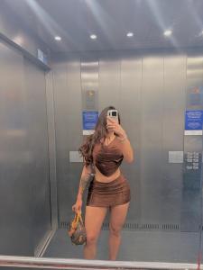 666314526: Chica busca chico en Ibiza